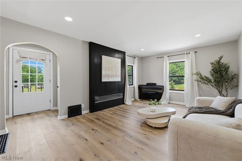 Tiny photo for 951 Bey Road, Akron, OH 44312 (MLS # 5255591)