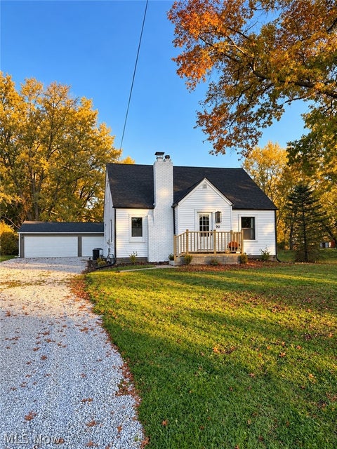 Photo of 951 Bey Road, Akron, OH 44312 (MLS # 5255591)