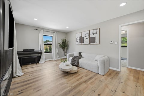 Tiny photo for 951 Bey Road, Akron, OH 44312 (MLS # 5255591)