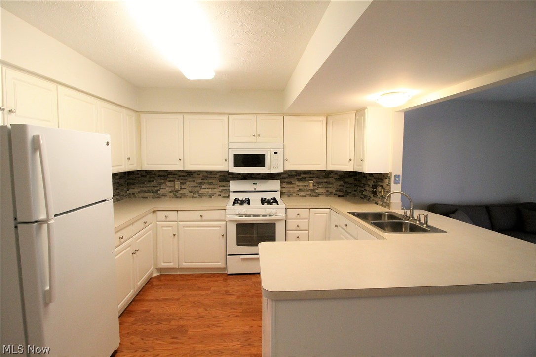 Nantucket Colony Condo - Residential