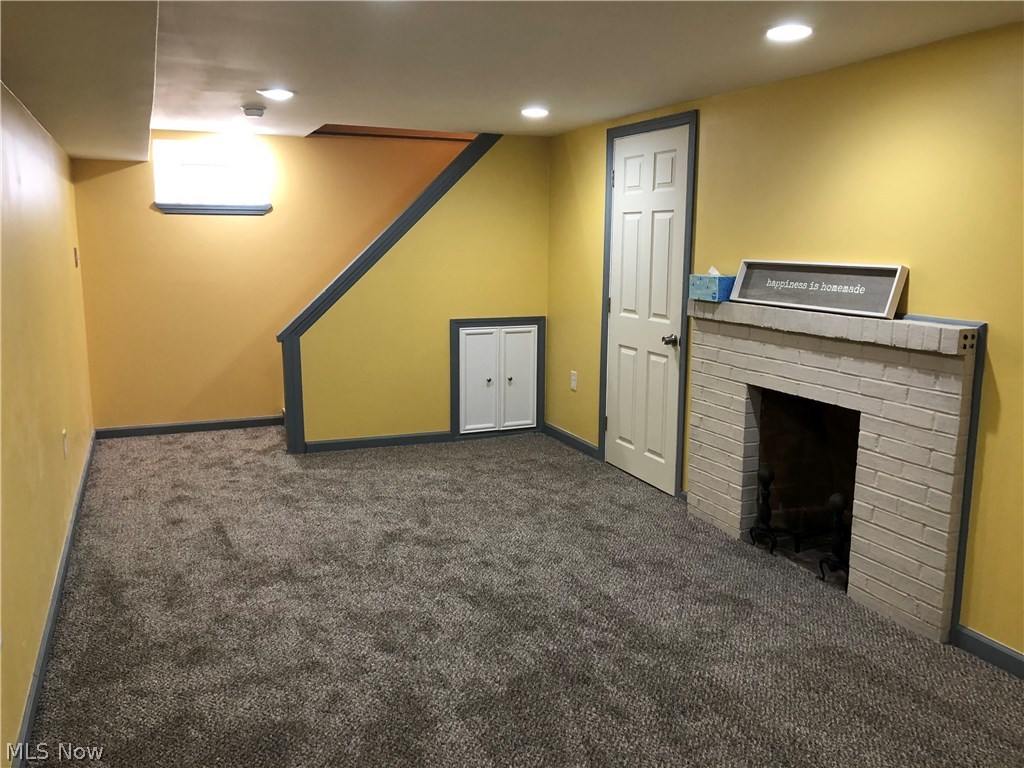Cleveland Heights Blvd - Residential