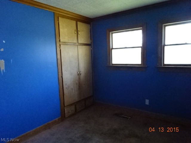 Spring Valley, No. 8 - Residential