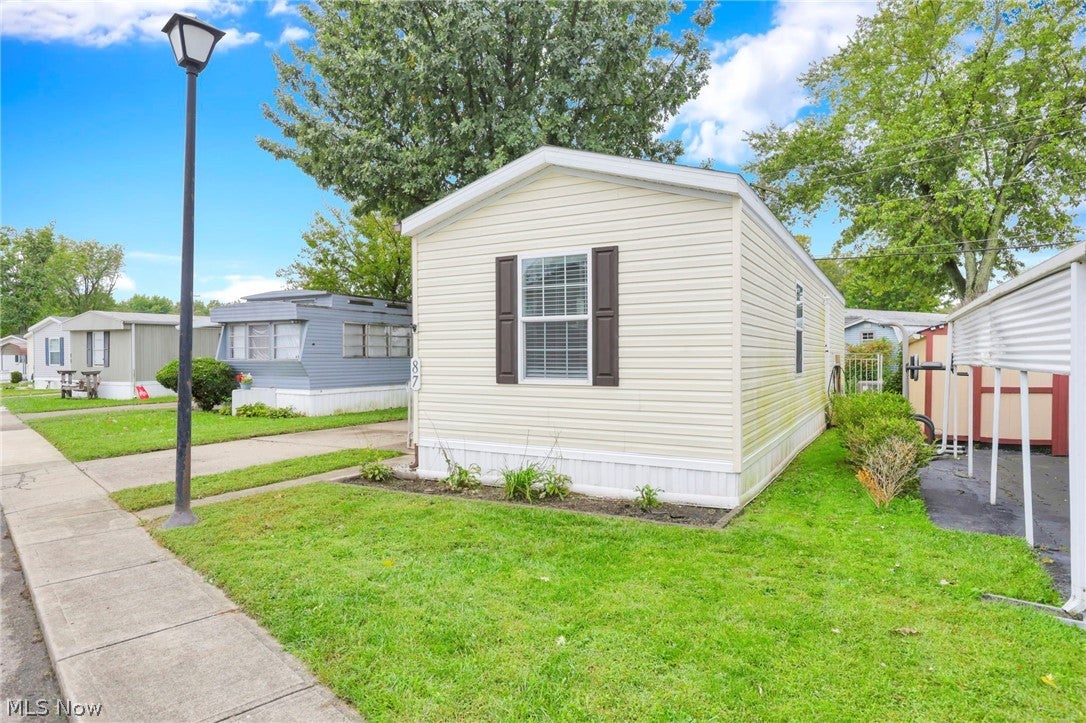 2445 Columbus-Lancaster Road NW 87