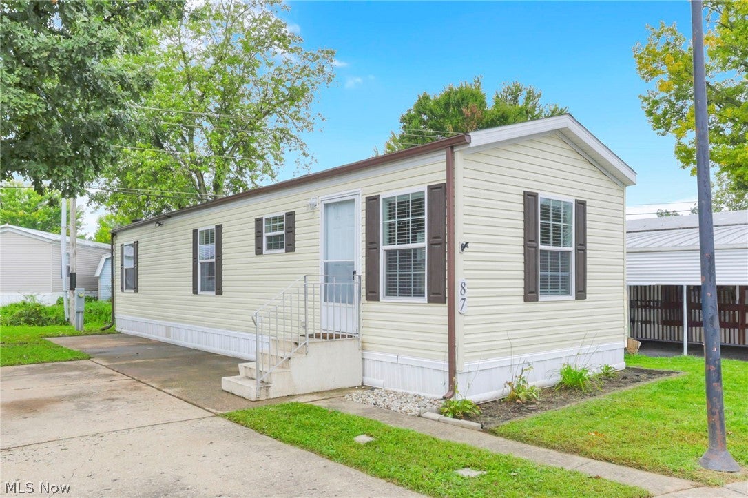 2445 Columbus-Lancaster Road NW 87