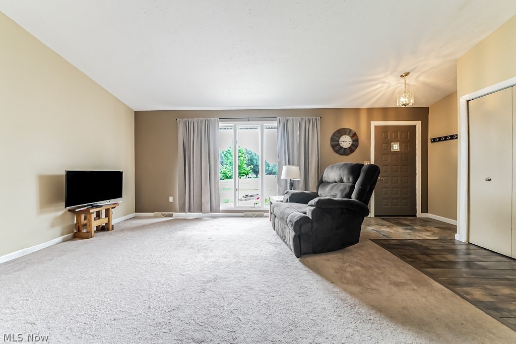 New Boston Knolls - Residential