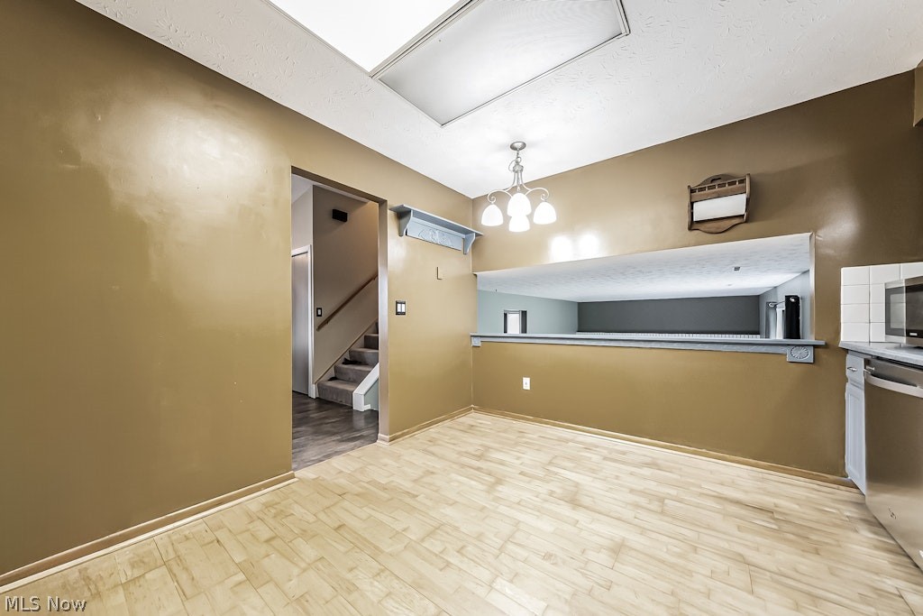 New Boston Knolls - Residential