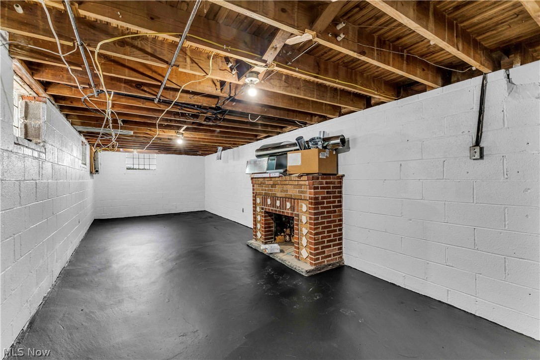 Crawford Land Cos 03 - Residential Income