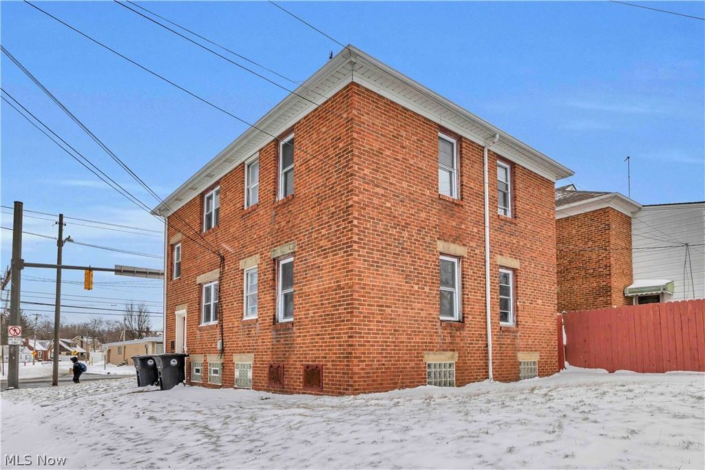 Photo of 3662 W 117th Street, Cleveland, OH 44111 (MLS # 5188570)