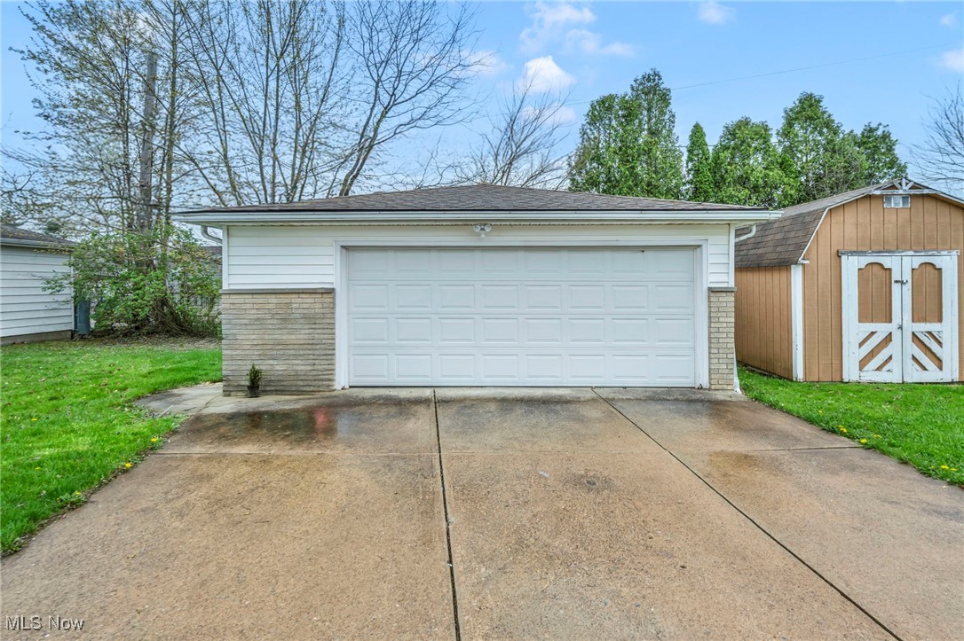 16016 Rowena Avenue, Maple Heights, Ohio image 35