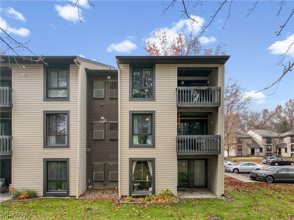 Oak Knolls Condo - Residential
