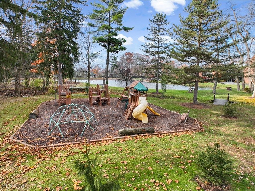 Oak Knolls Condo - Residential