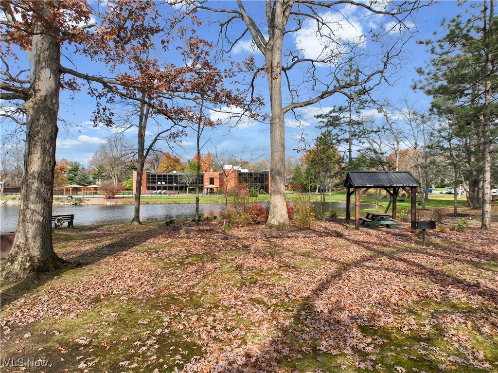 Oak Knolls Condo - Residential