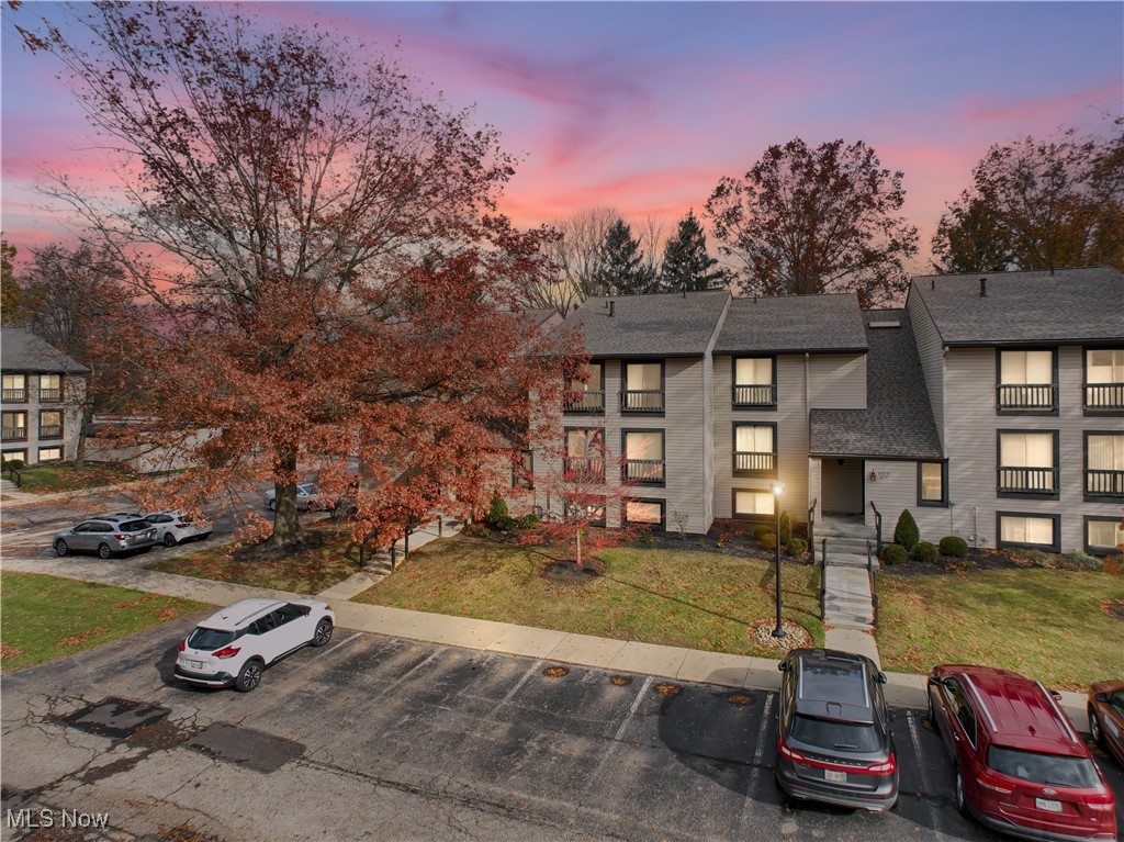 Oak Knolls Condo - Residential