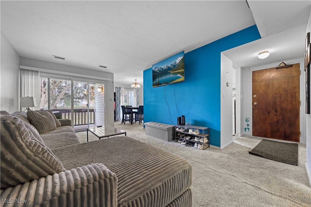 Oak Knolls Condo - Residential