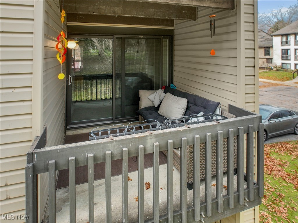 Oak Knolls Condo - Residential