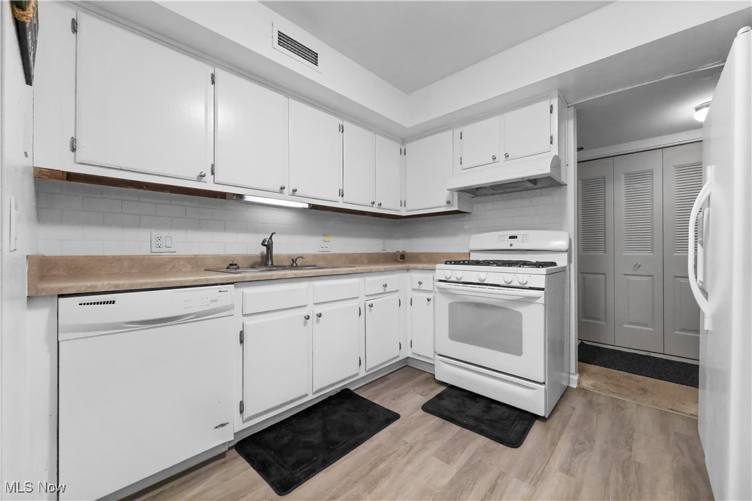 Oak Knolls Condo - Residential