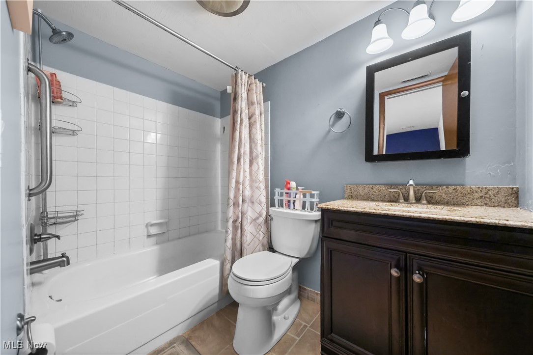 Oak Knolls Condo - Residential