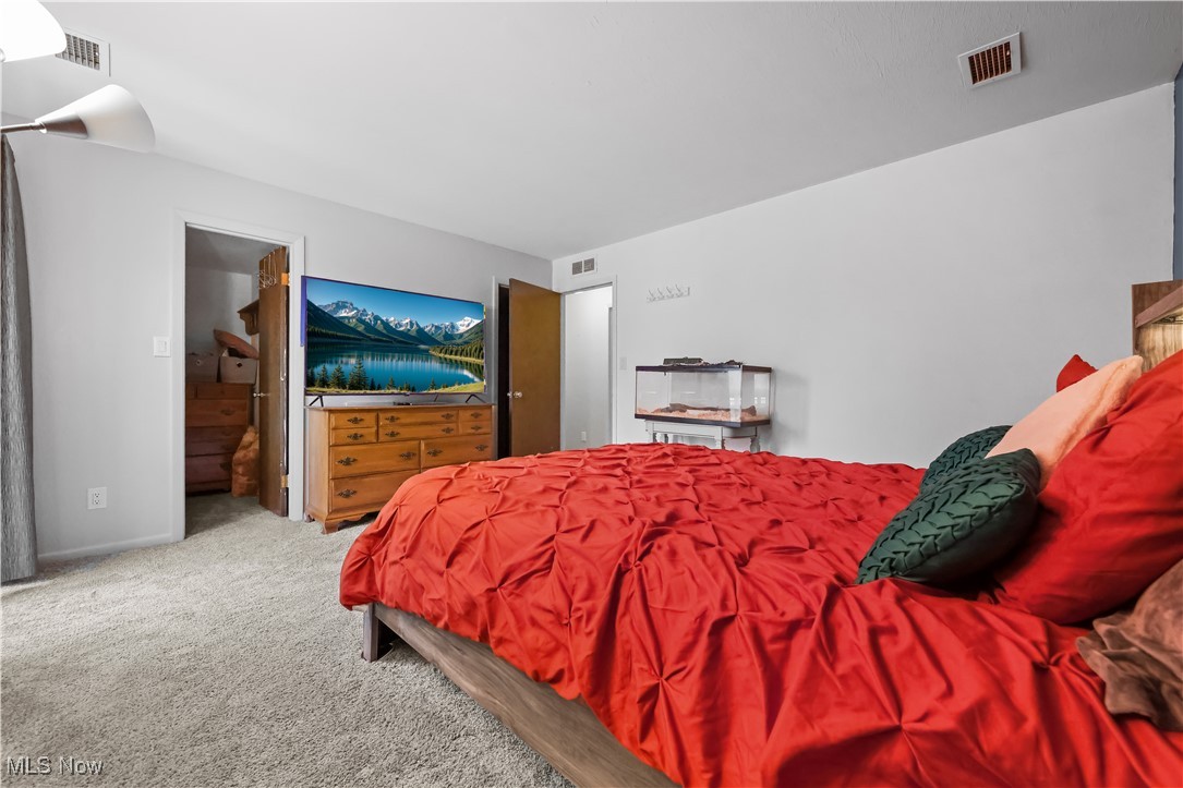 Oak Knolls Condo - Residential