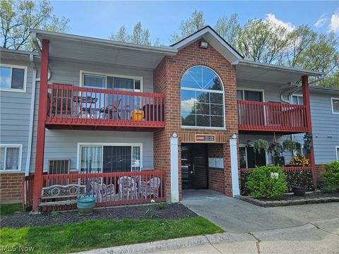 27083 Oakwood Unit 115, Olmsted Twp, OH 44138 - #: 5013706