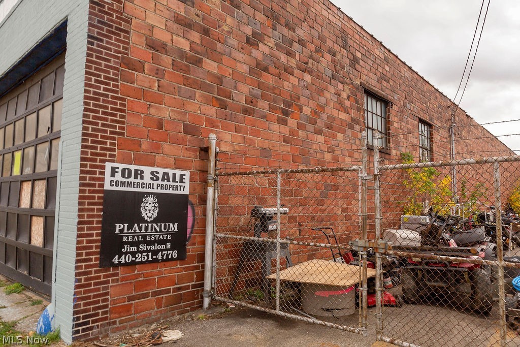 Fisk - Commercial Sale