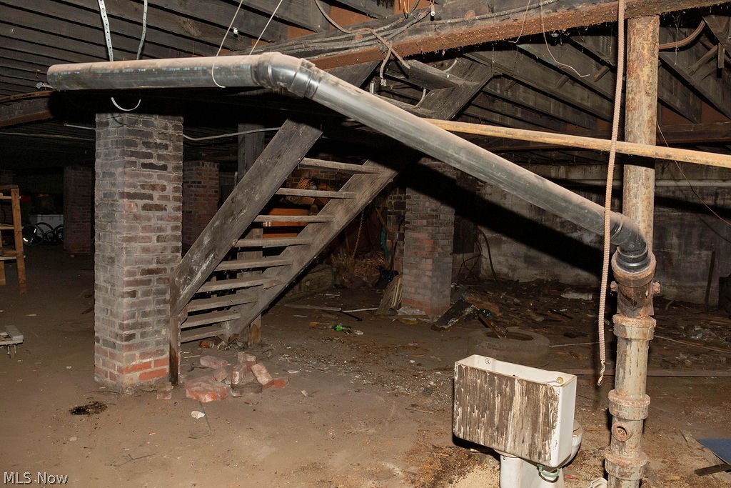 Fisk - Commercial Sale