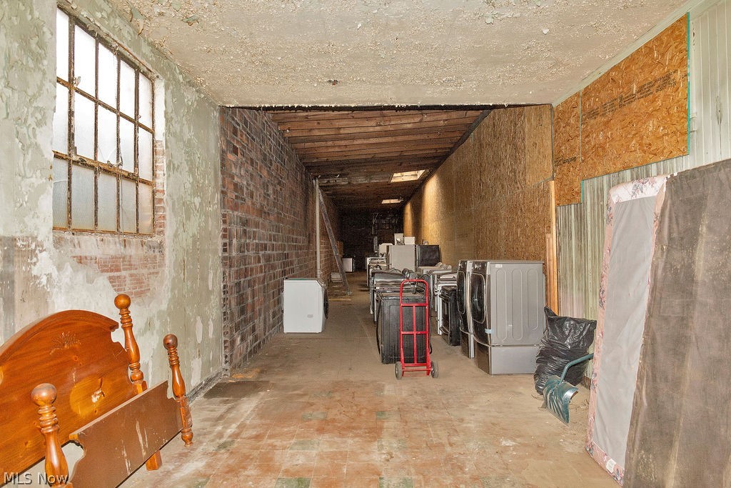 Fisk - Commercial Sale