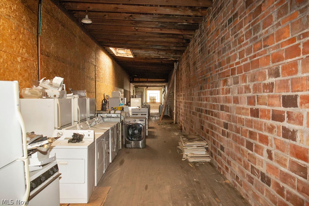 Fisk - Commercial Sale