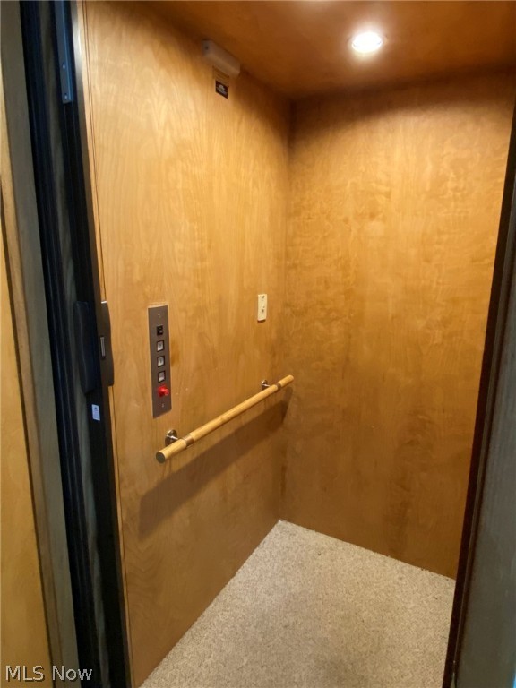 Rustic Acres - Residential Lease