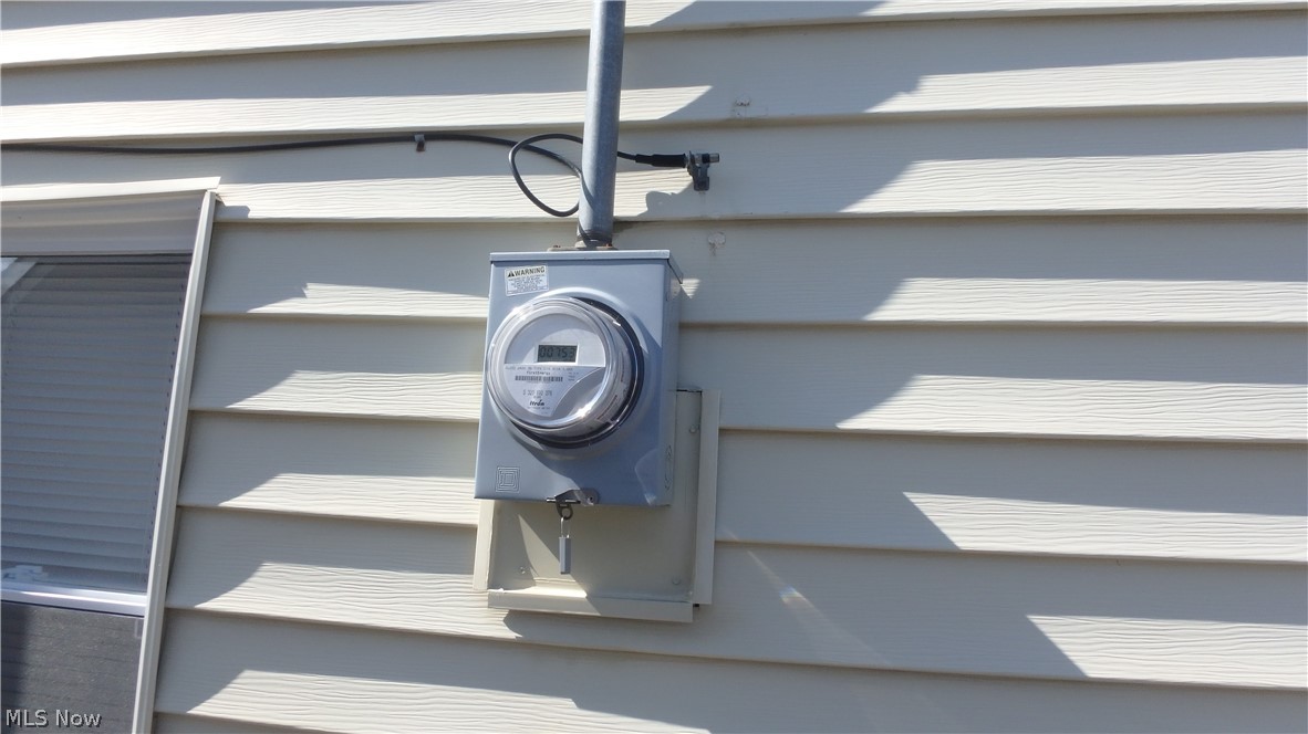 Robert Dvoraks Brentwood Village - Residential