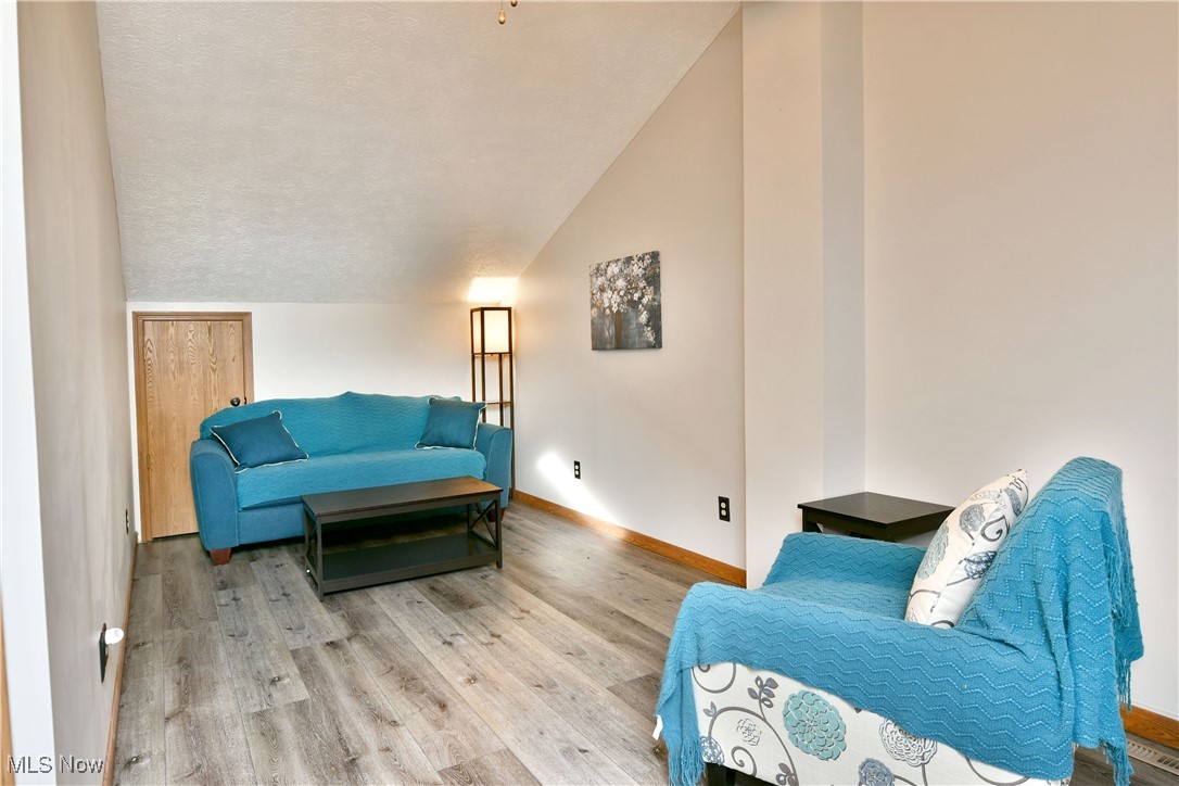 Lake Pointe Condo - Residential