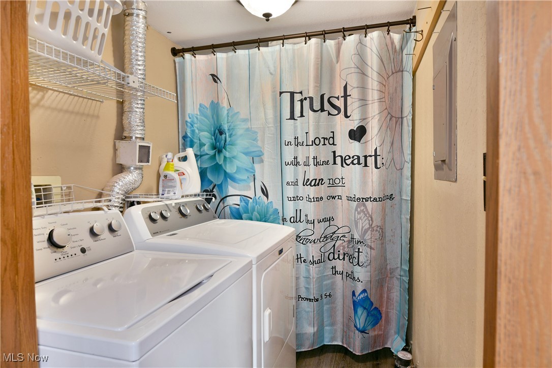 Lake Pointe Condo - Residential