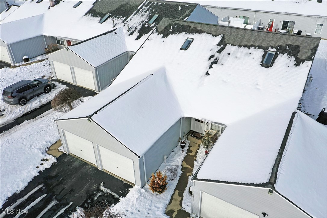 Lake Pointe Condo - Residential