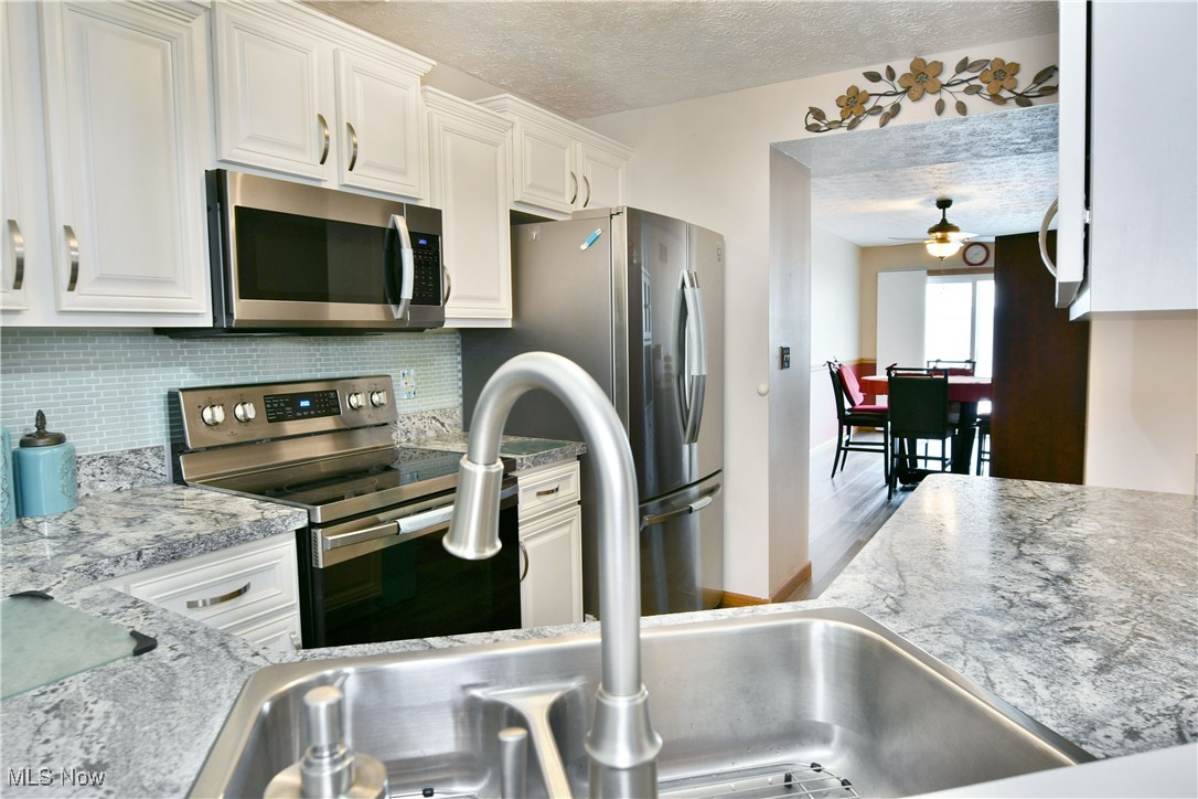 Lake Pointe Condo - Residential