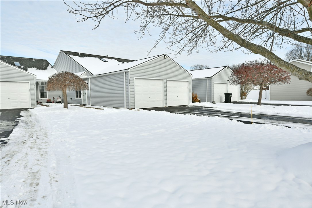 Lake Pointe Condo - Residential