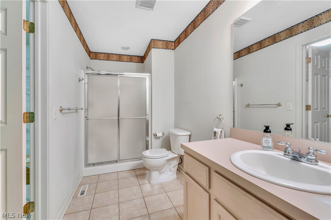 Warren Country Club Villas - Residential