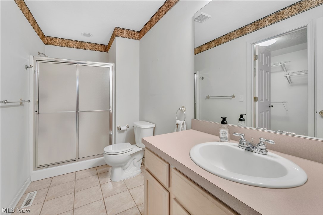 Warren Country Club Villas - Residential