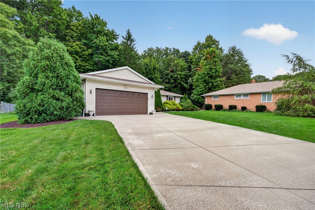 1597 Windsor Circle