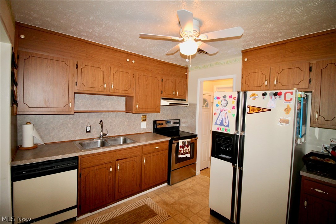 Metro Park Estates - Residential Lease