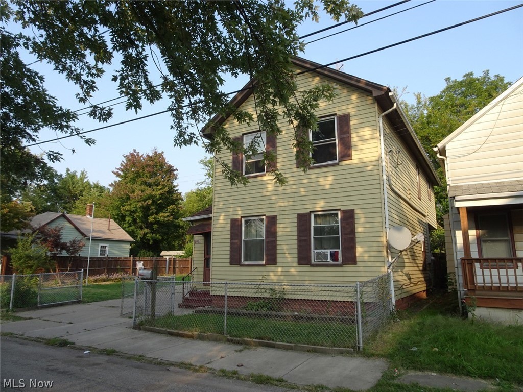 A & R Hitchcocks - Residential Income