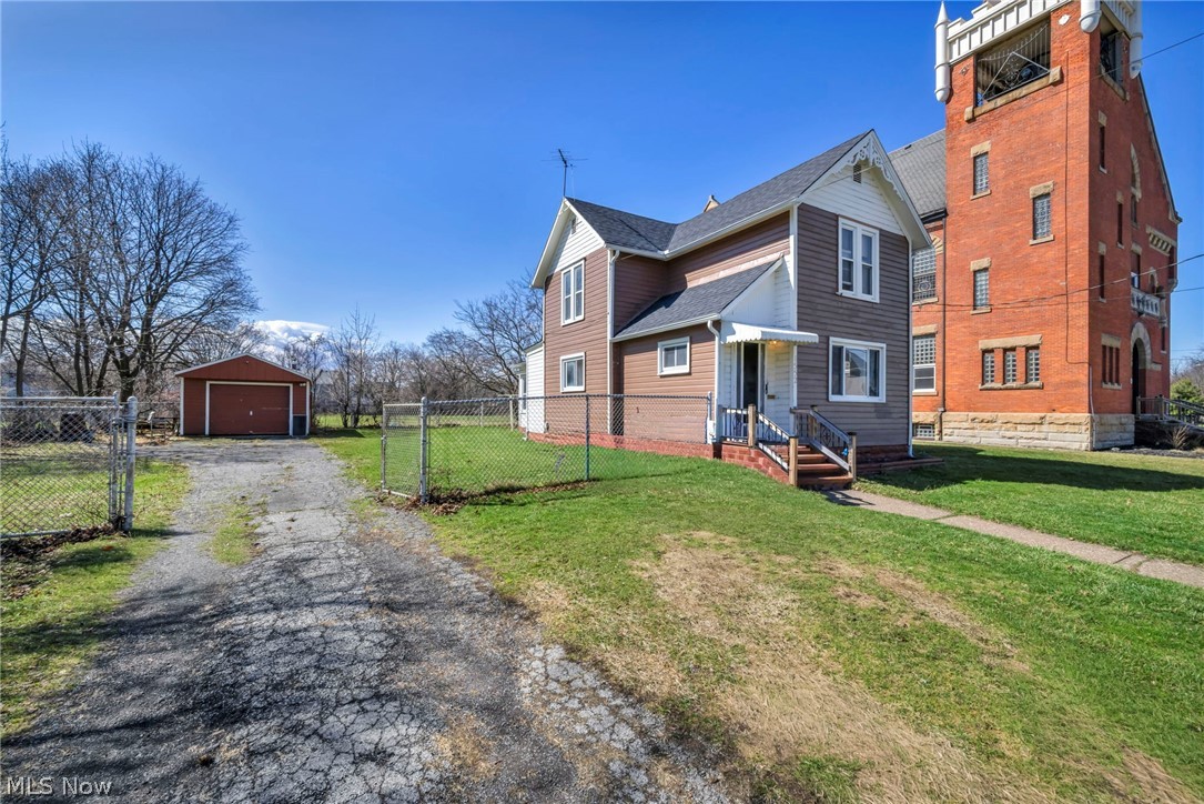 Selah Chamberlain - Residential