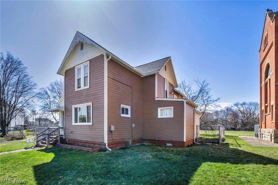 Selah Chamberlain - Residential