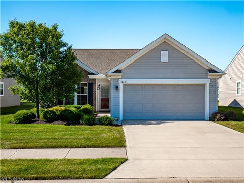 Homes For Sale - 38435 Revere Drive<br/> North Ridgeville, OH 44039