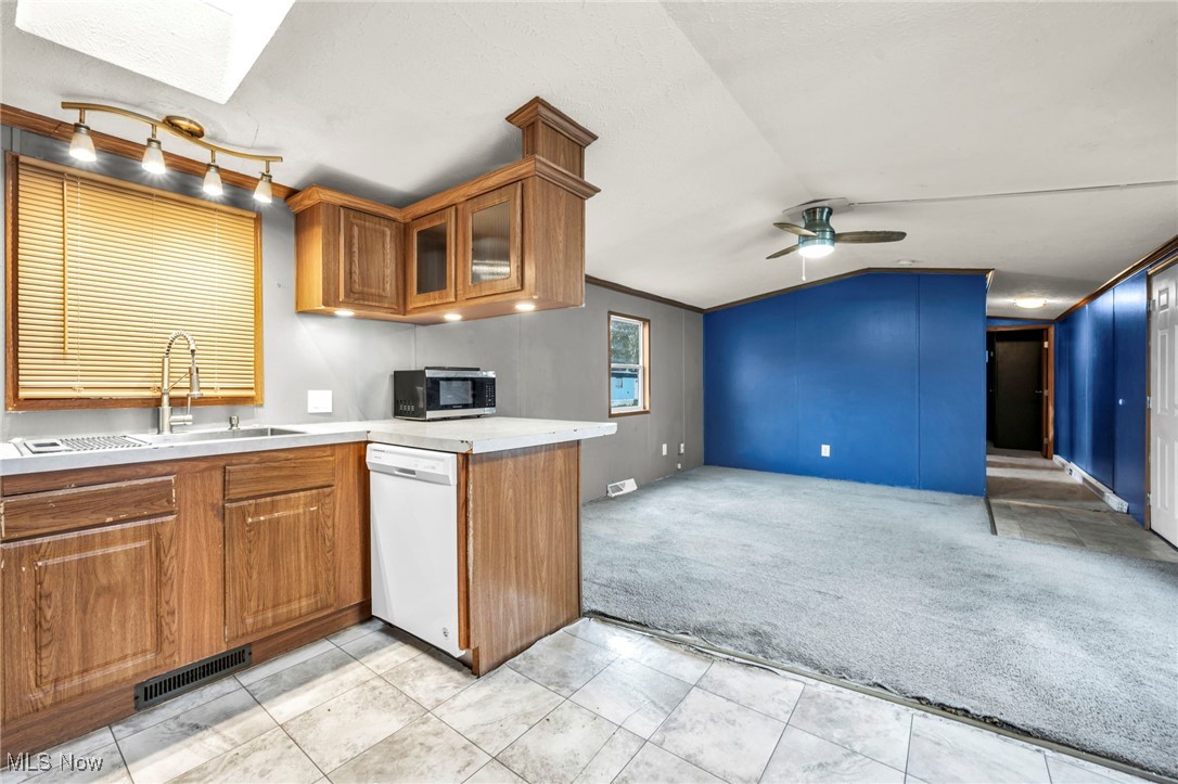 111 Marilyn Drive, Madison, Ohio image 12
