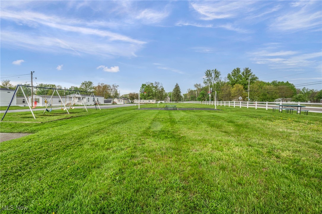 111 Marilyn Drive, Madison, Ohio image 9