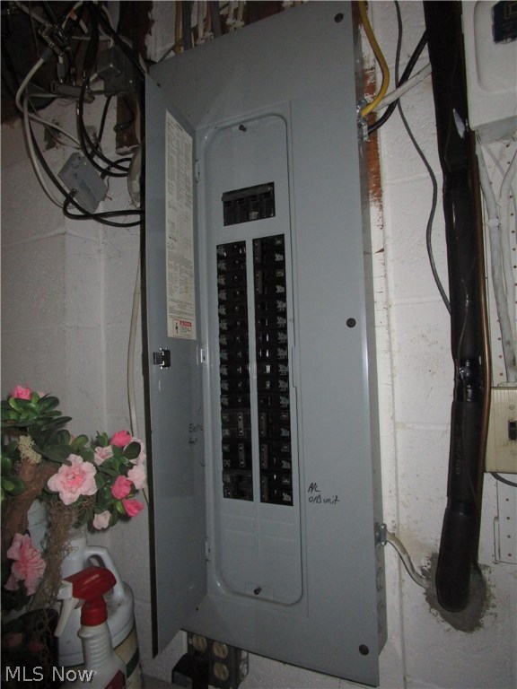 Ac Tesi Sub - Residential