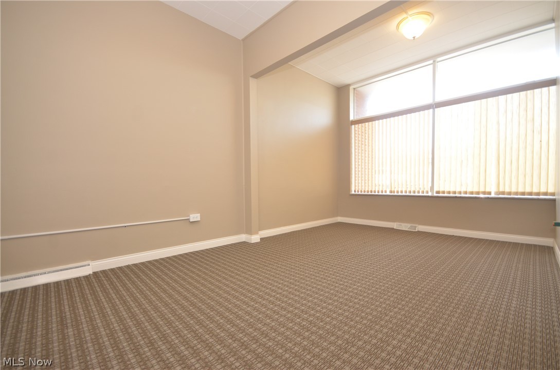 New England Park - Commercial Lease