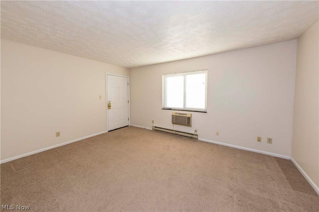 Village/Hartville - Residential Lease