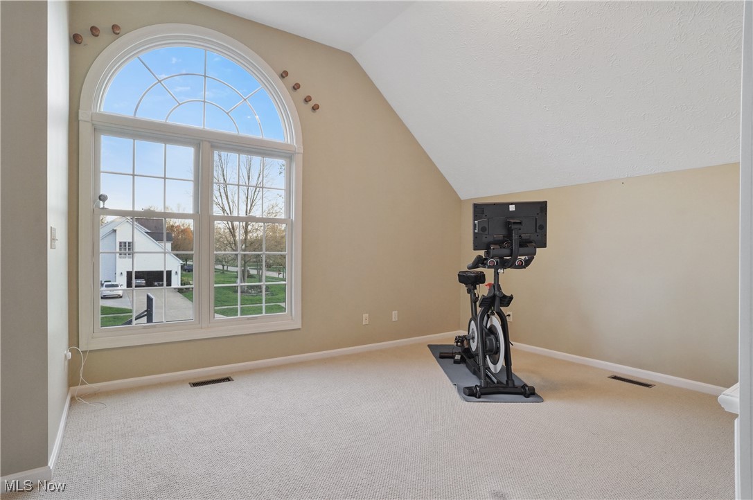 565 Parkside Drive, Avon Lake, Ohio image 23