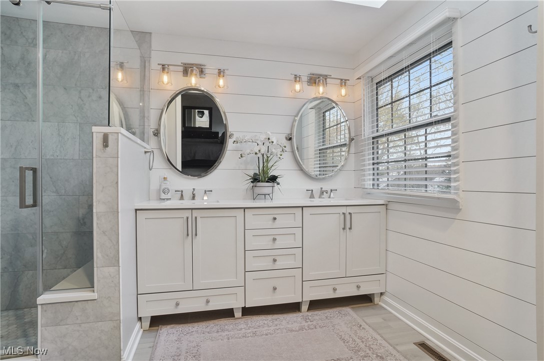 565 Parkside Drive, Avon Lake, Ohio image 34