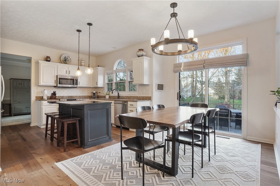 565 Parkside Drive, Avon Lake, Ohio image 15
